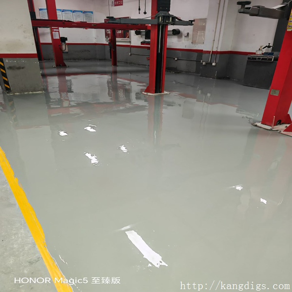 北京厂房车间地坪施工 | 车间防滑坡道施工 | 水泥自流平防静电地坪报价 | 北